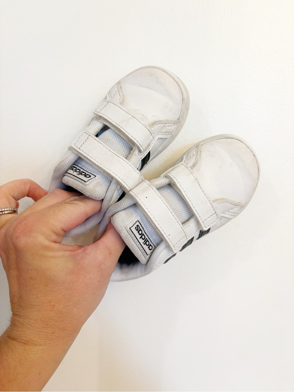 Toddler 6.5 adidas white Velcro tennis shoes sneakers